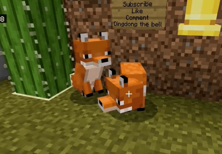 How To Tame A Fox In Minecraft (And Breed Foxes)