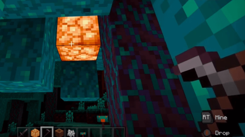 How to Get Shroomlight in Minecraft